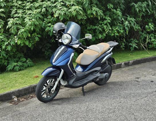 PIAGGIO BEVERLY 250 